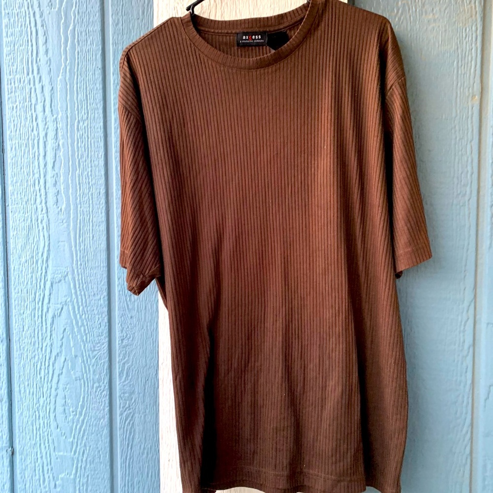 Men’s Short Sleeve Brown shirt XXL.  - $15